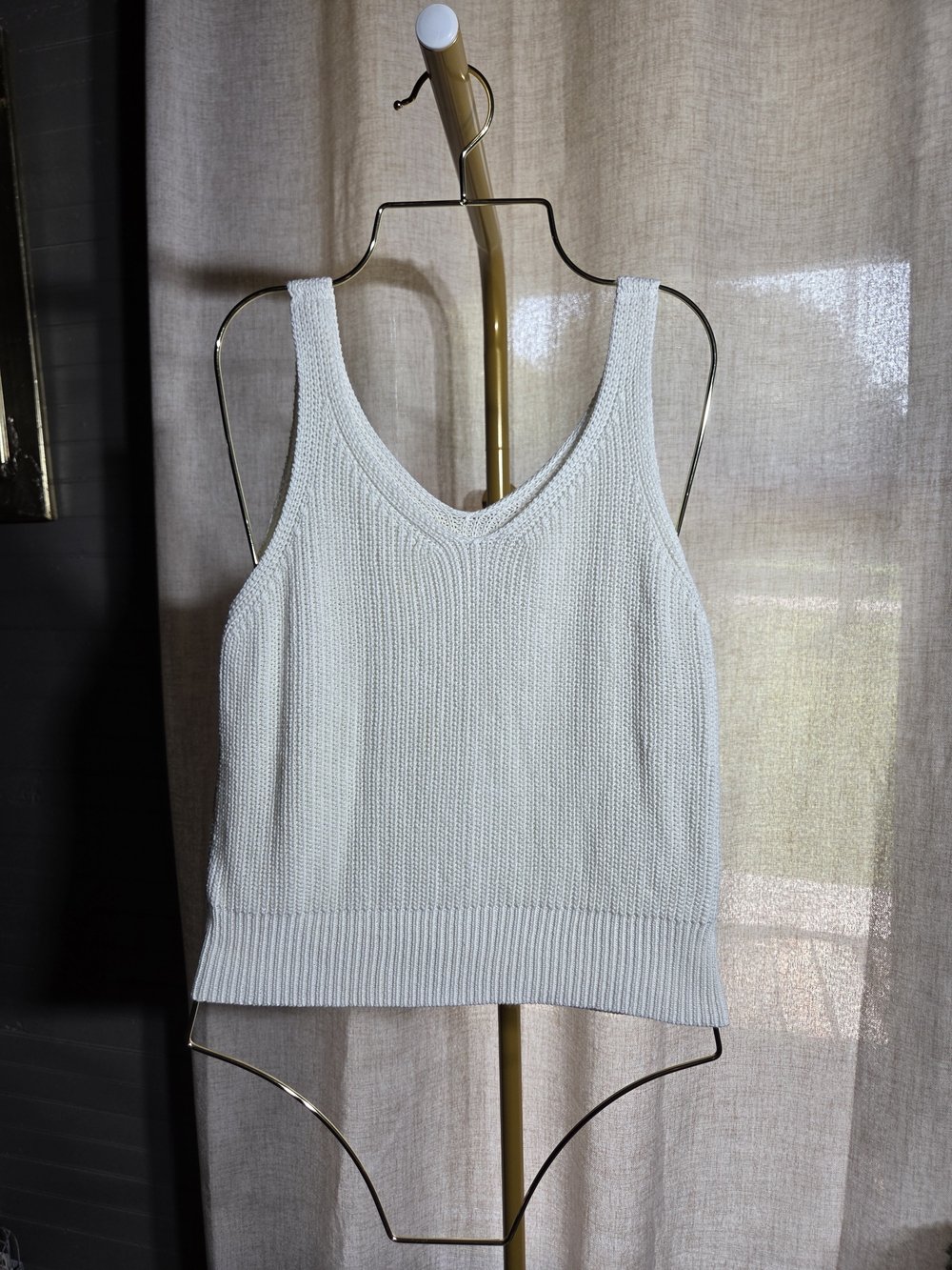 Sleeveless V-Neck Knit Tank Top in Cream